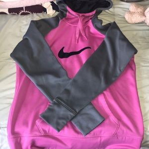 Women’s Nike sweatshirt
